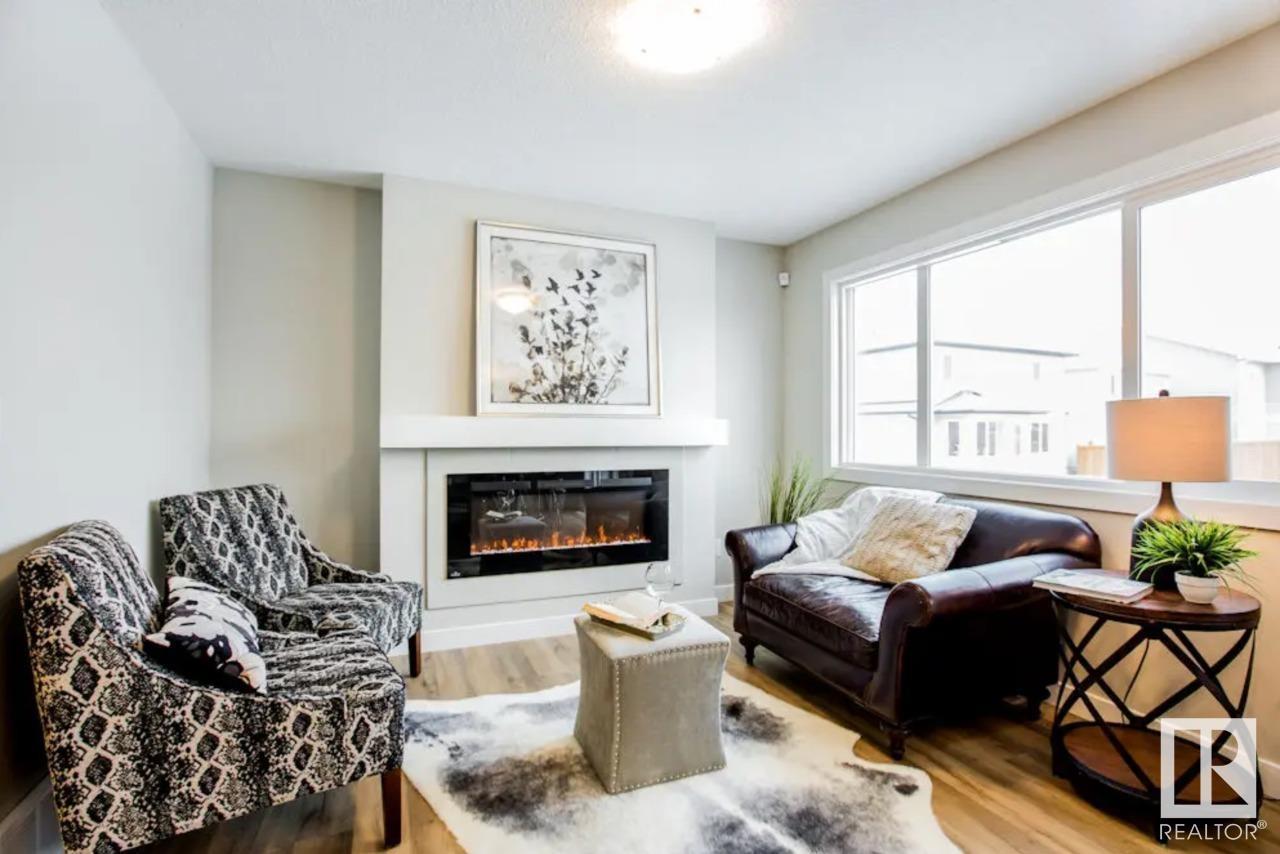 Photo 10 of 315 26 St Sw Sw, Edmonton AB