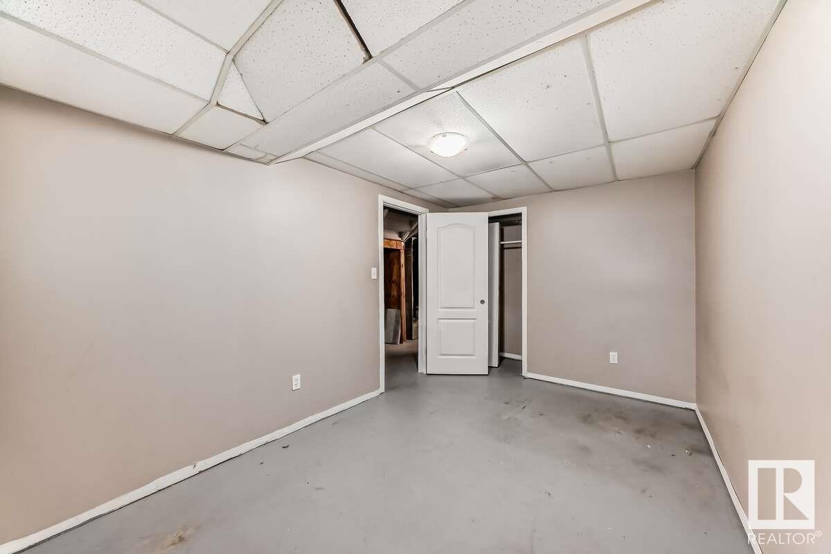 Photo 35 of 1259 Hooke Rd Nw, Edmonton AB