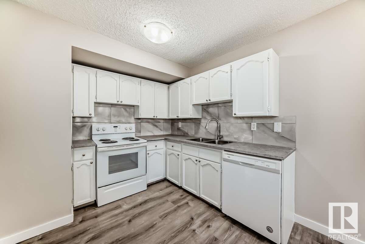 Photo 19 of 1259 Hooke Rd Nw, Edmonton AB