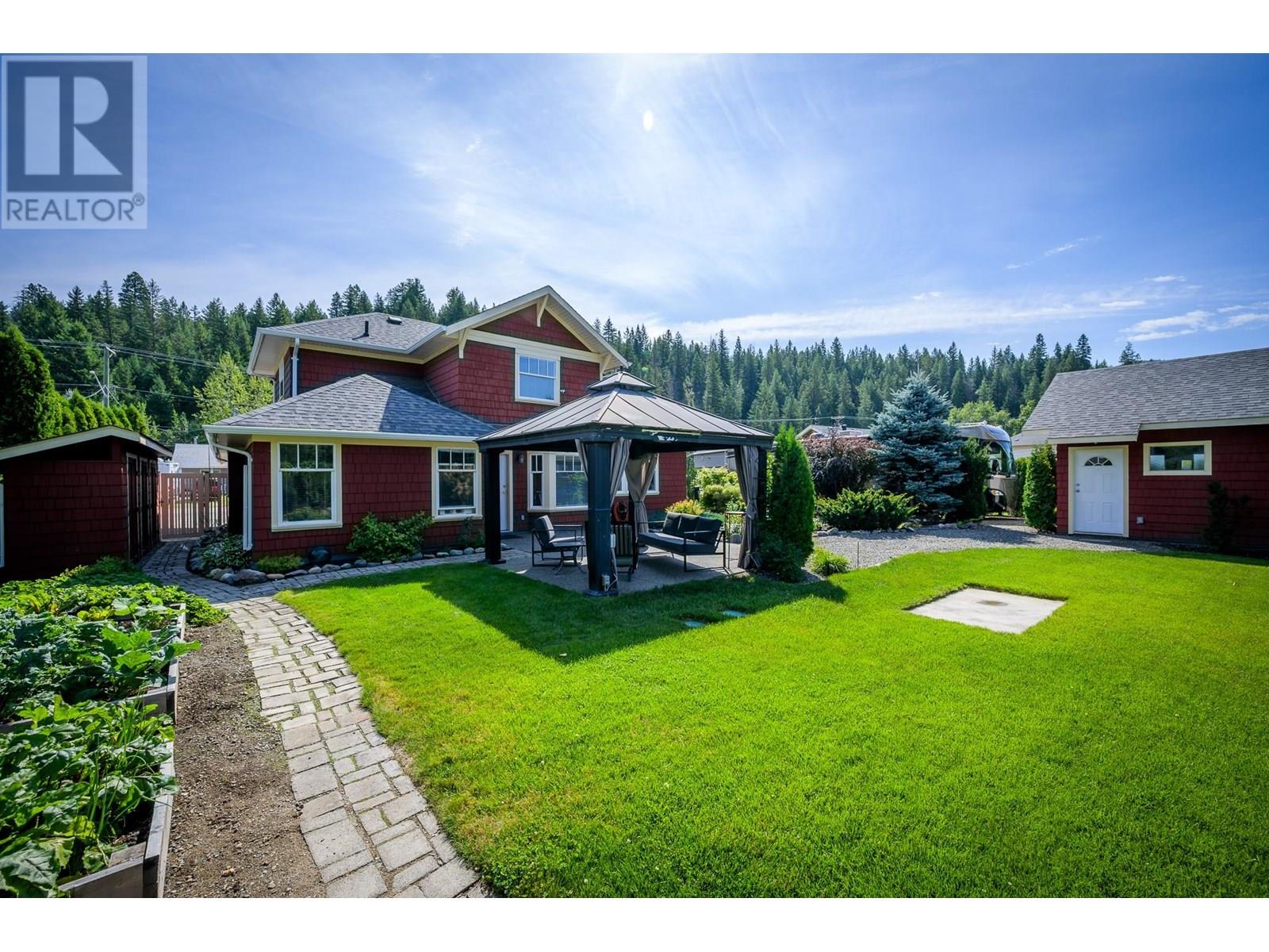4761 BIRCH Lane, Barriere