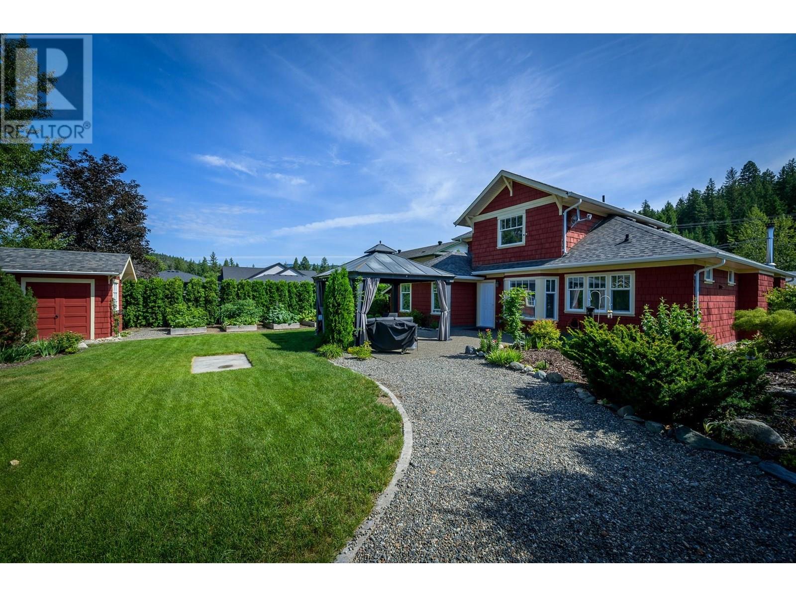 4761 BIRCH Lane, Barriere