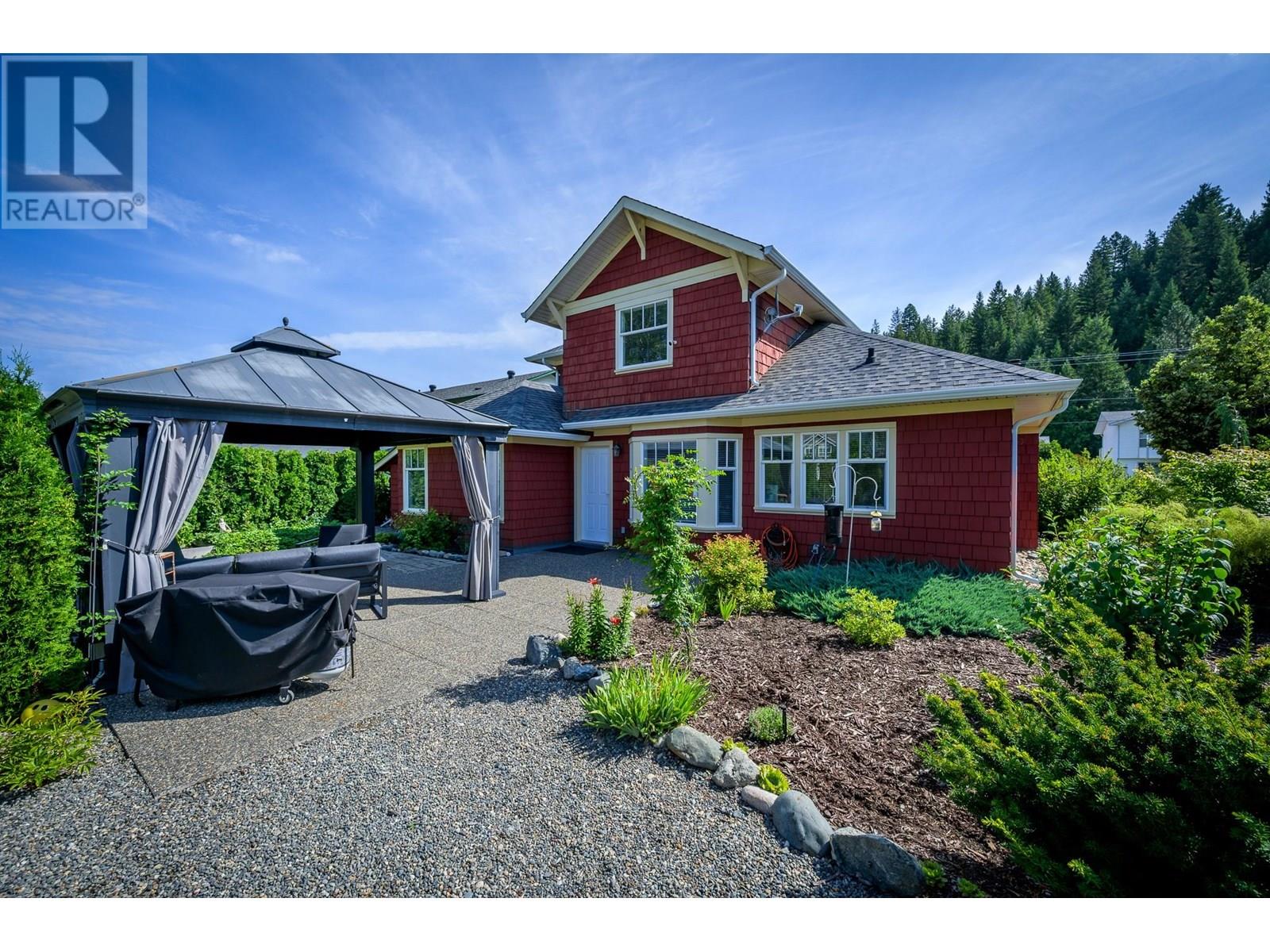 4761 BIRCH Lane, Barriere