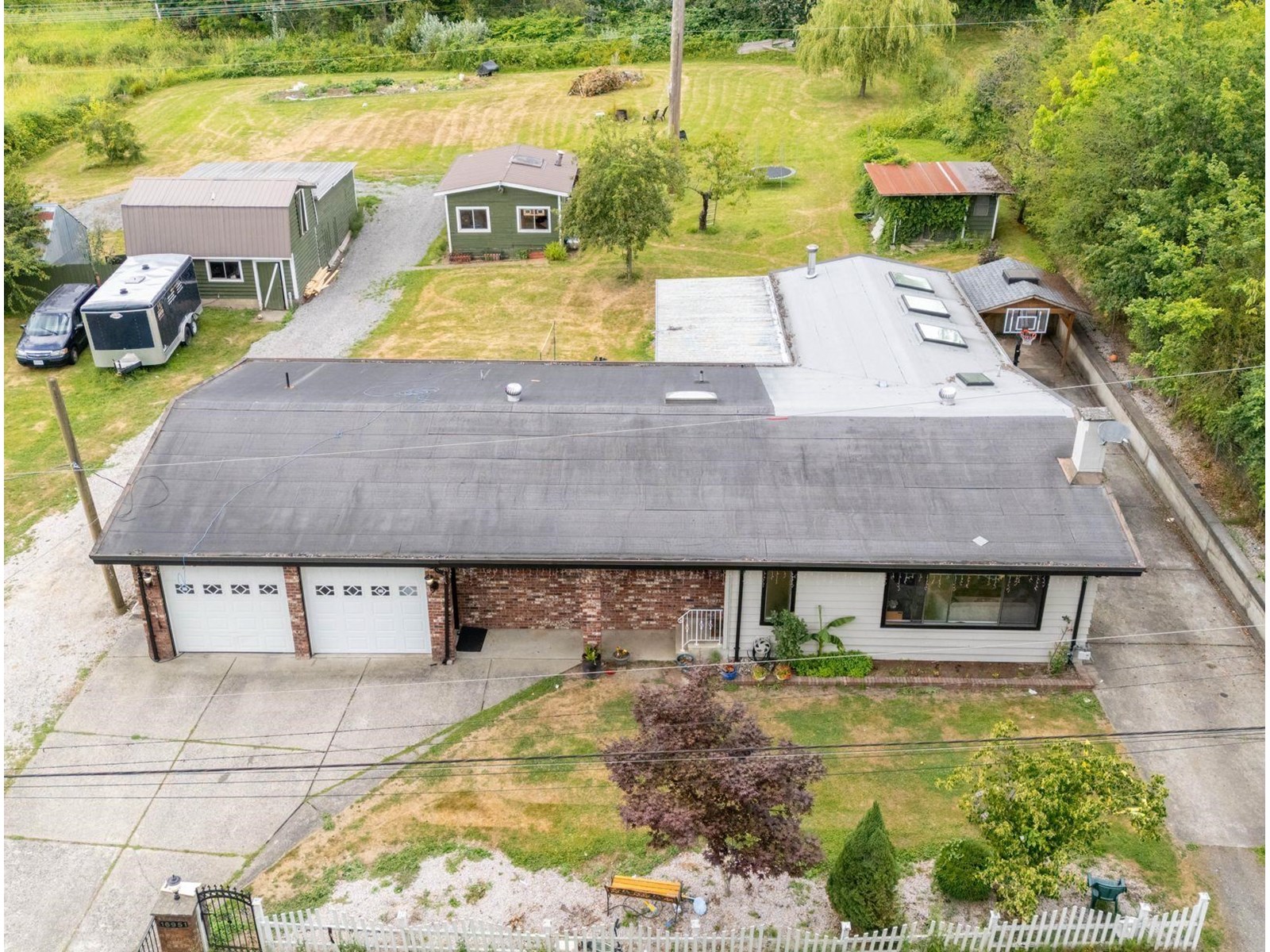Photo 1 of 16951 94 A Avenue, Surrey BC