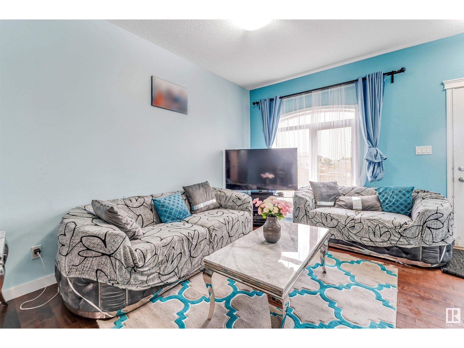 Photo 9 of 5108 146 Av Nw, Edmonton AB