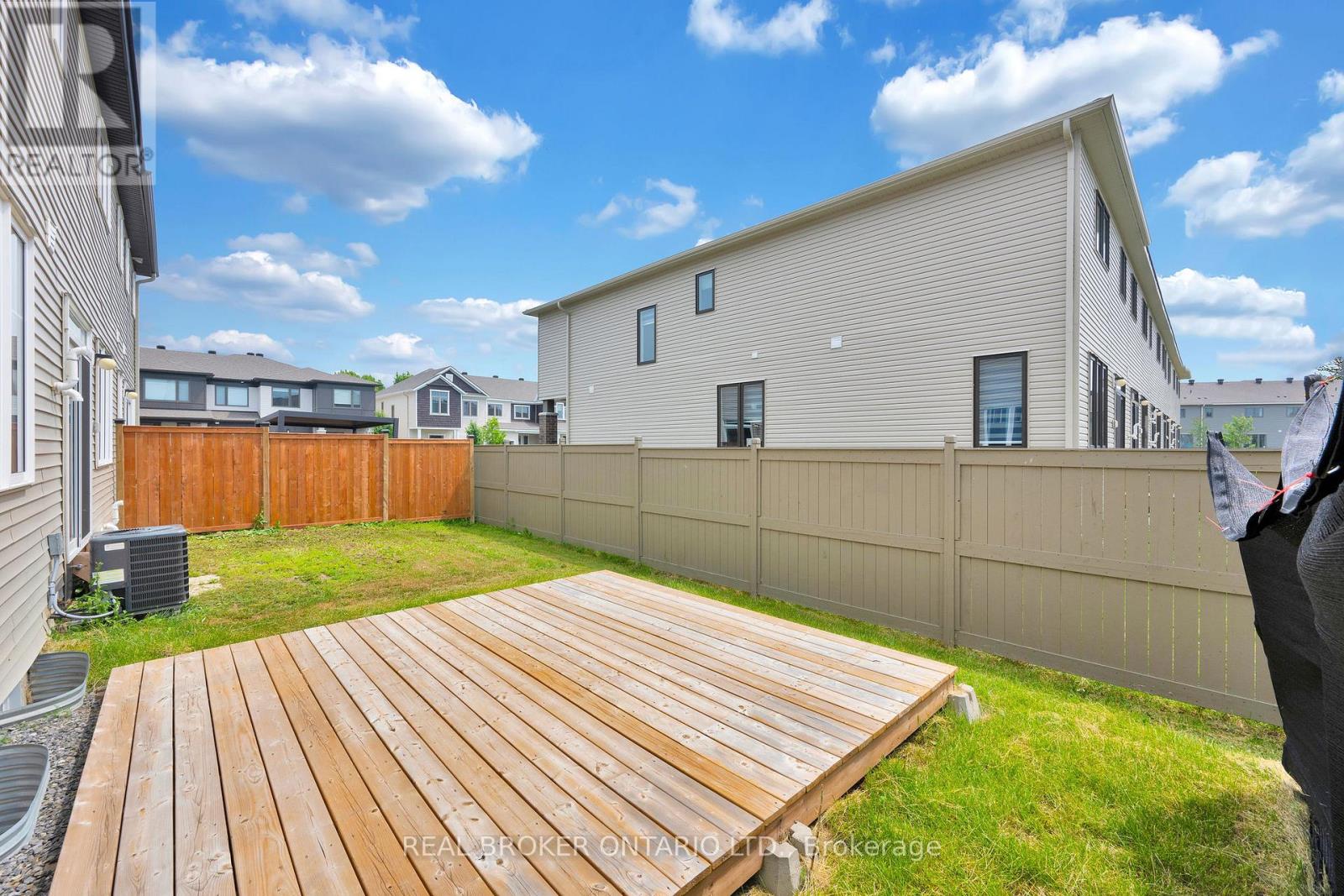 Photo 31 of 2123 Winsome Terrace, Ottawa ON