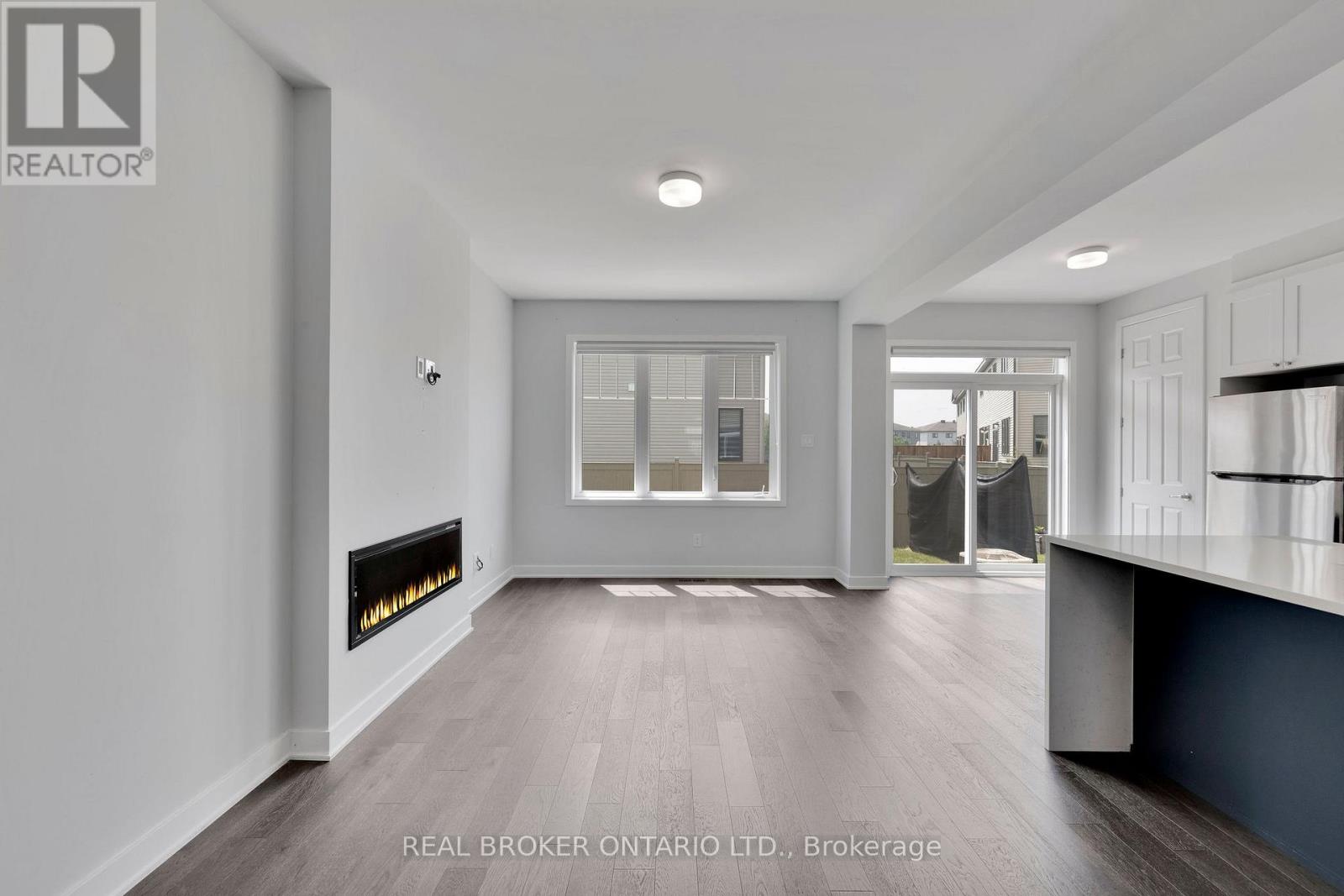Photo 7 of 2123 Winsome Terrace, Ottawa ON