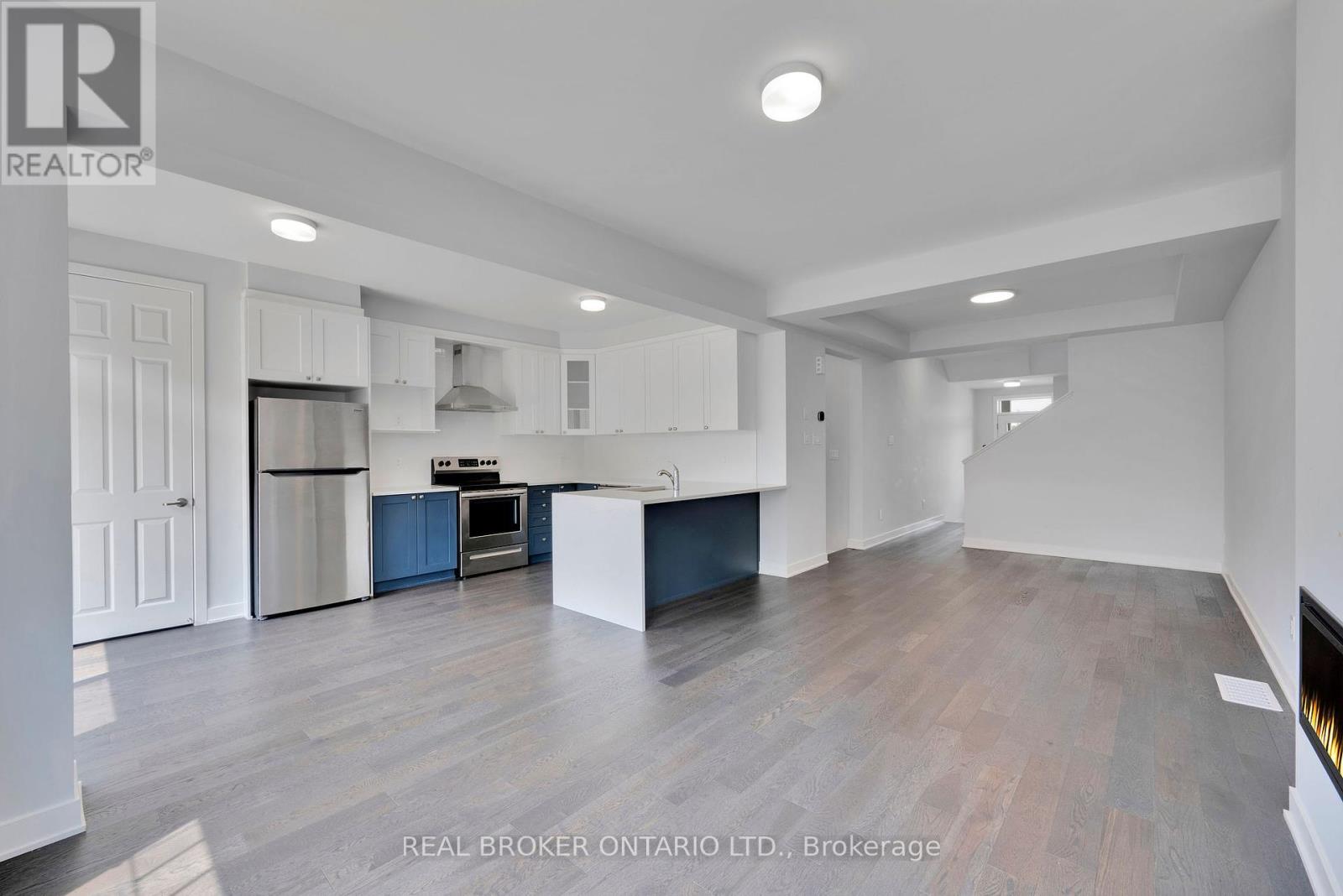 Photo 8 of 2123 Winsome Terrace, Ottawa ON