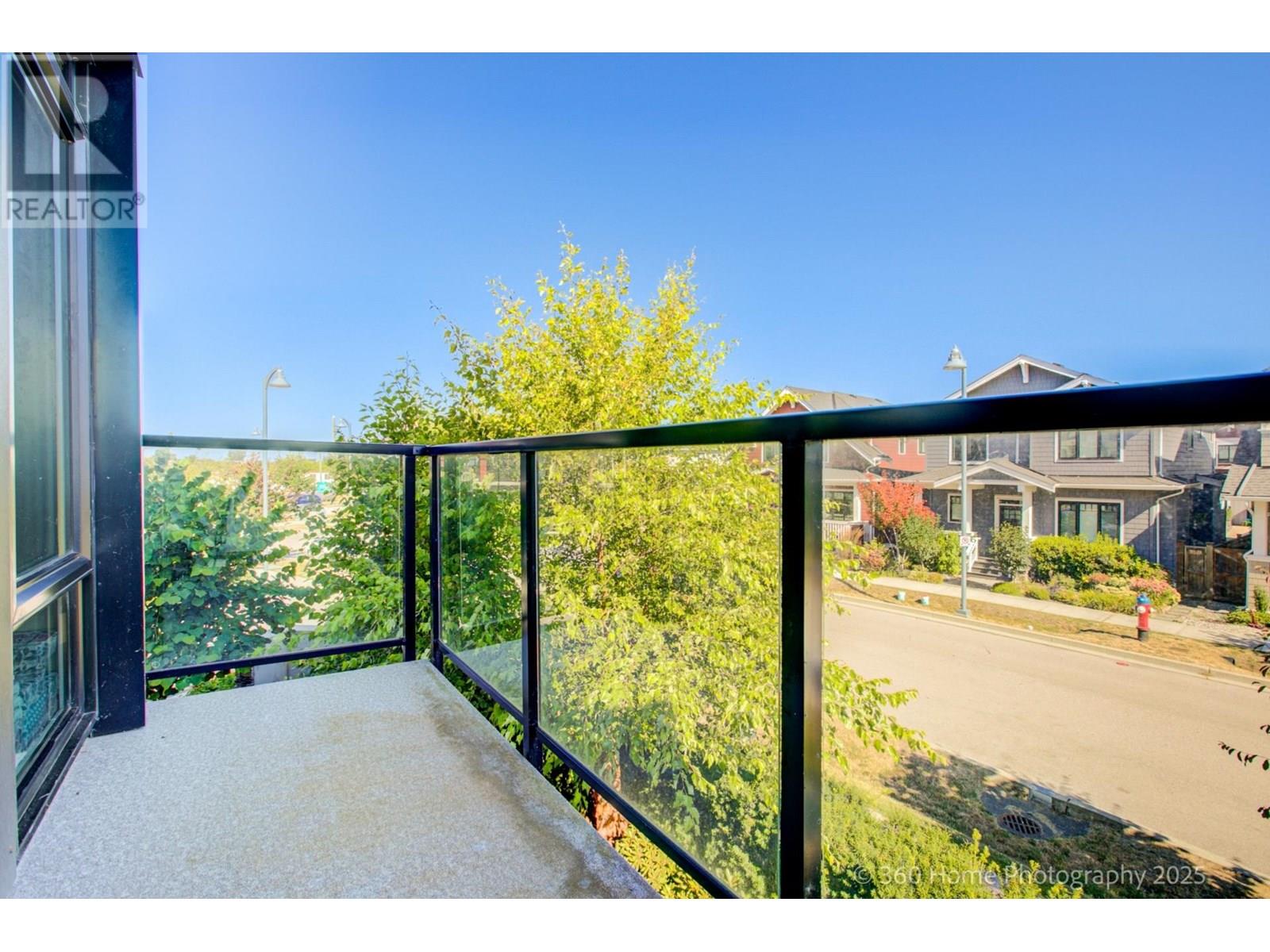 Photo 18 of 223 4738 Hemlock Way, Tsawwassen BC