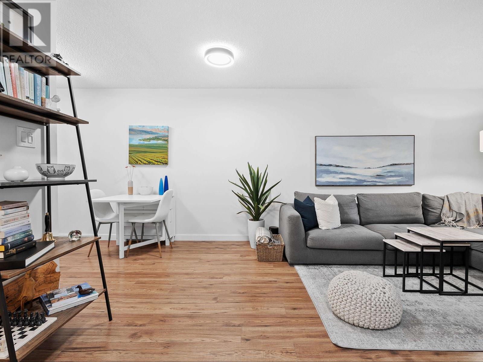 Photo 7 of 115 1429 E 4th Avenue, Vancouver BC