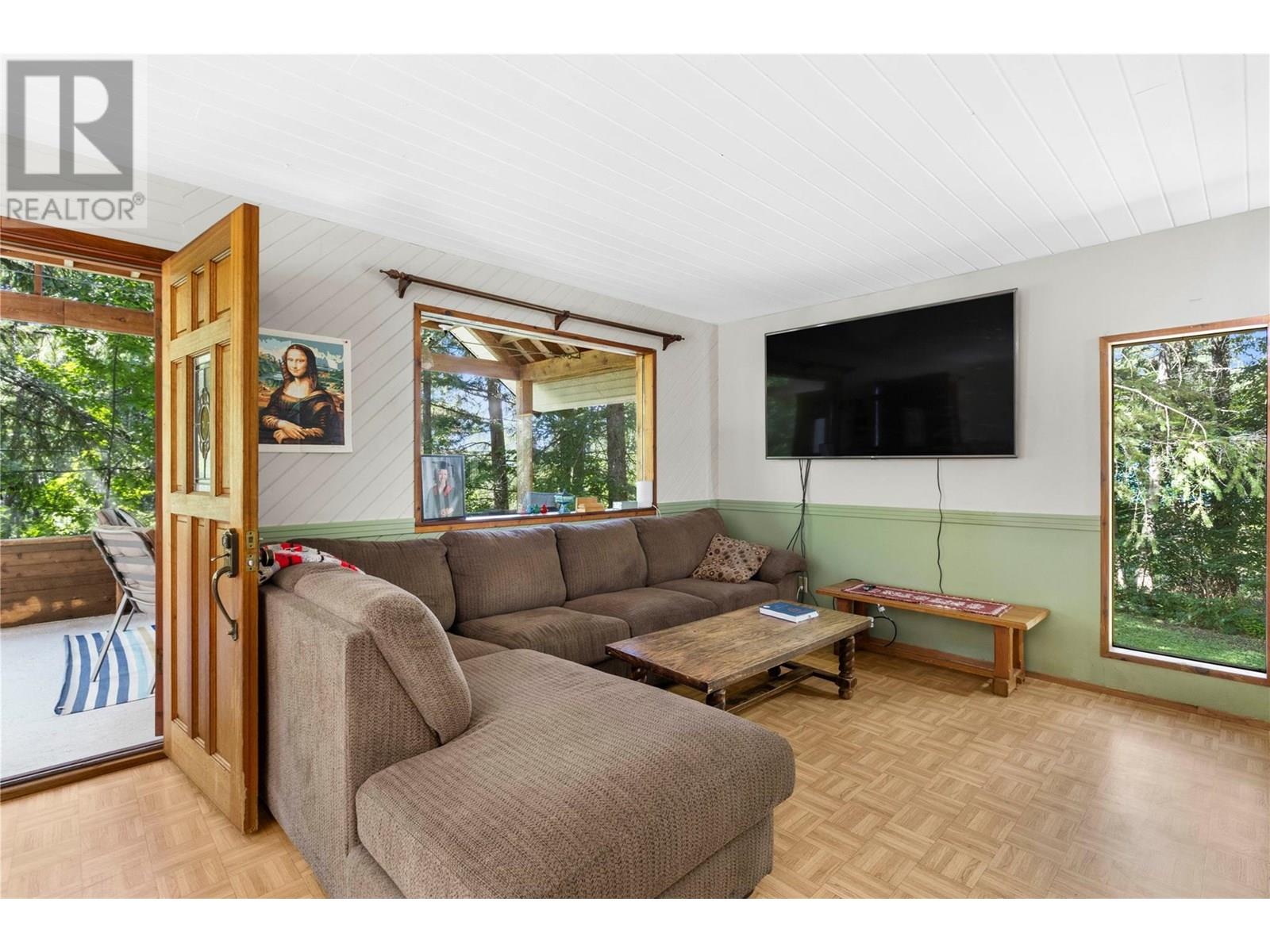 3840 Cameron Road, Eagle Bay
