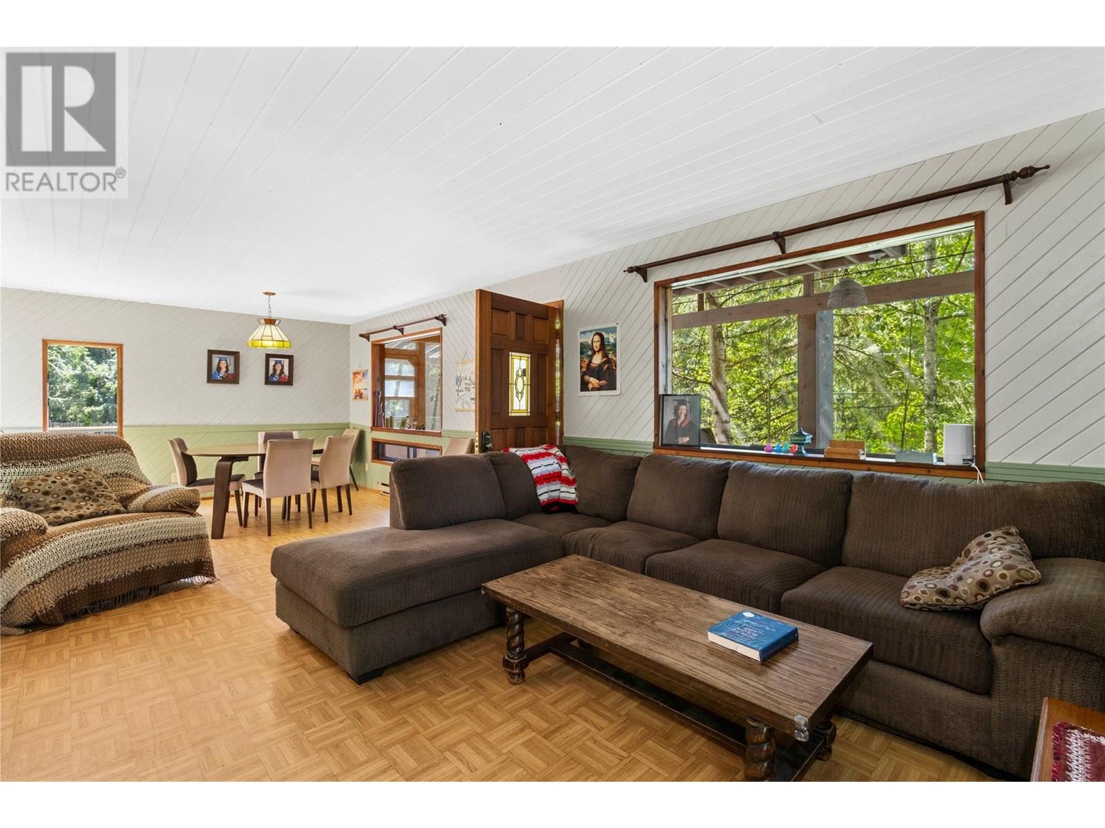 3840 Cameron Road, Eagle Bay
