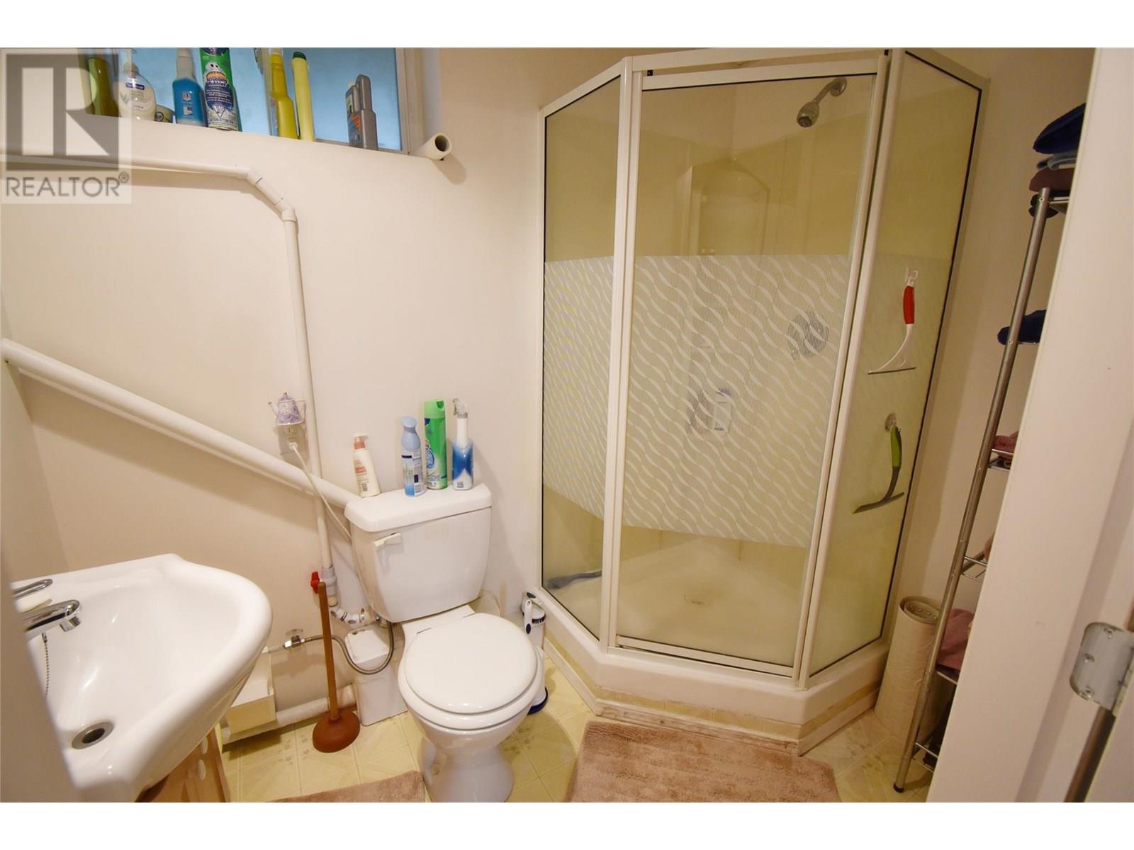 5741 Scott Road, Falkland