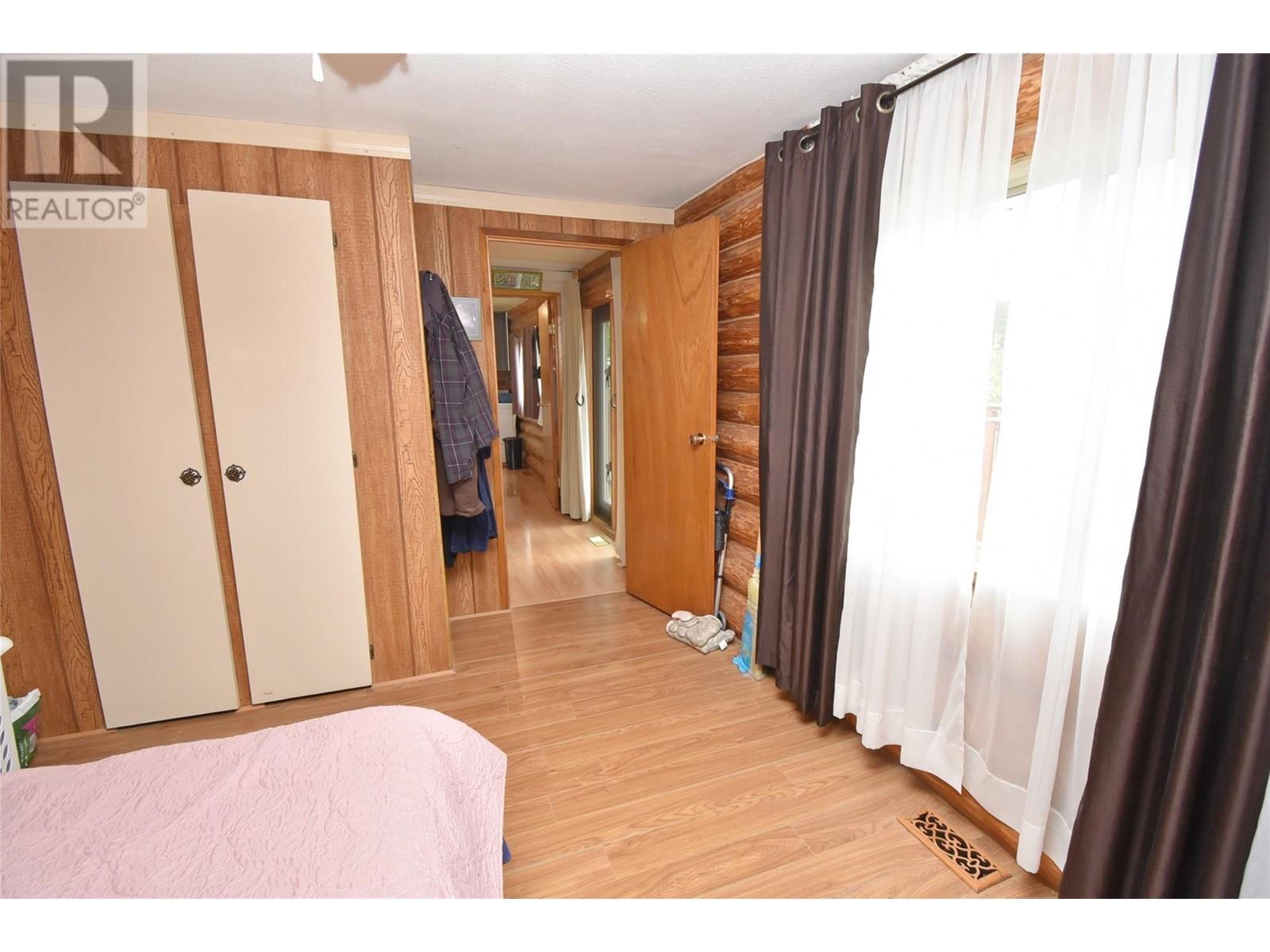5741 Scott Road, Falkland