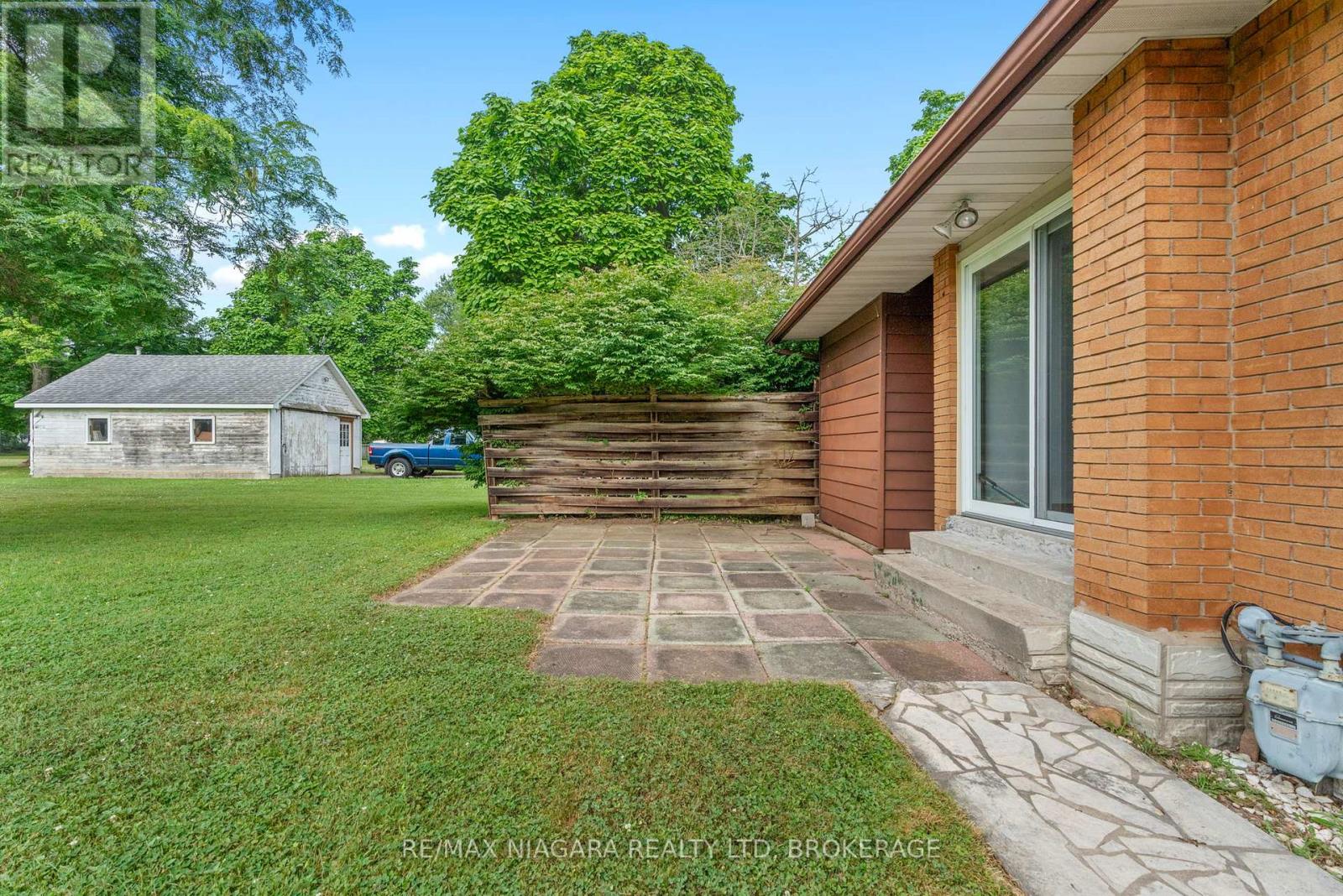Photo 7 of 3759 Highland Drive, Fort Erie ON