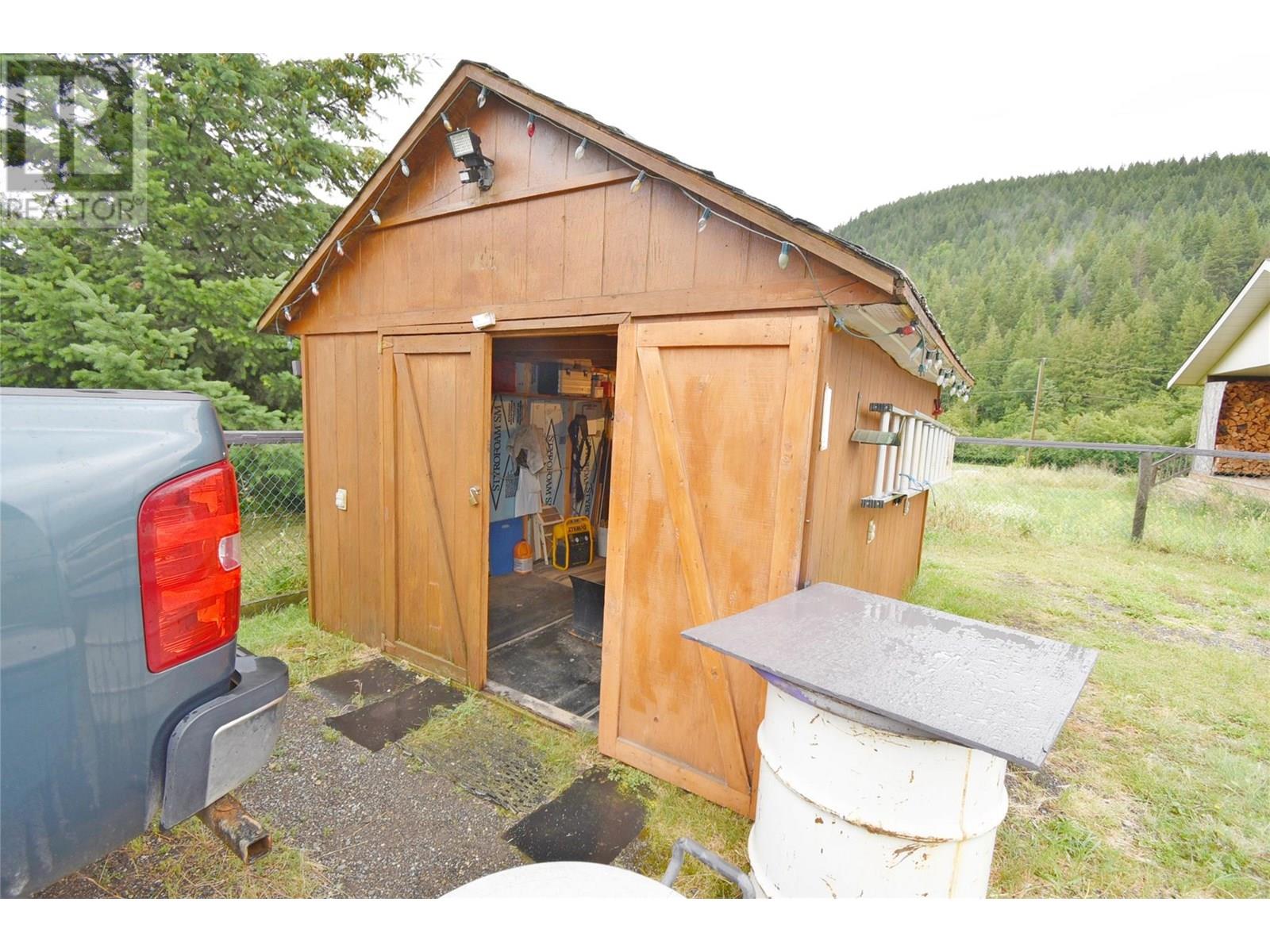 5741 Scott Road, Falkland