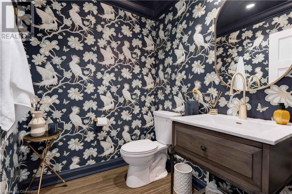 Photo 13 of 640 George Street, Burlington ON