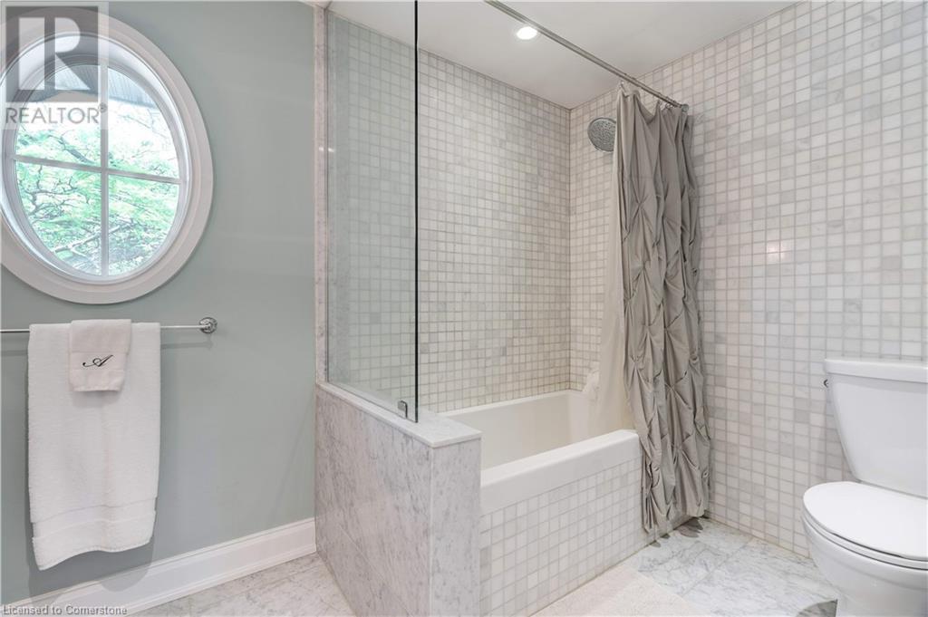 Photo 22 of 640 George Street, Burlington ON