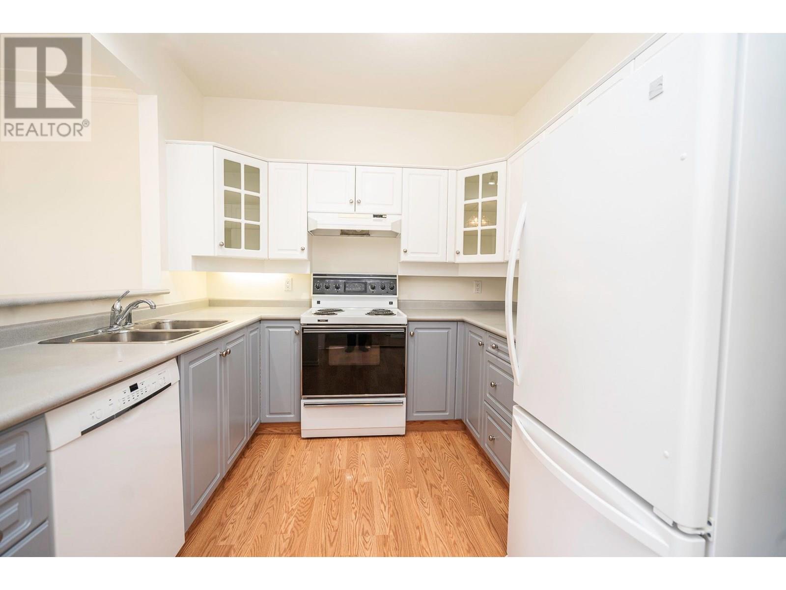 Photo 2 of 877 Klo Road Unit 210, Kelowna BC