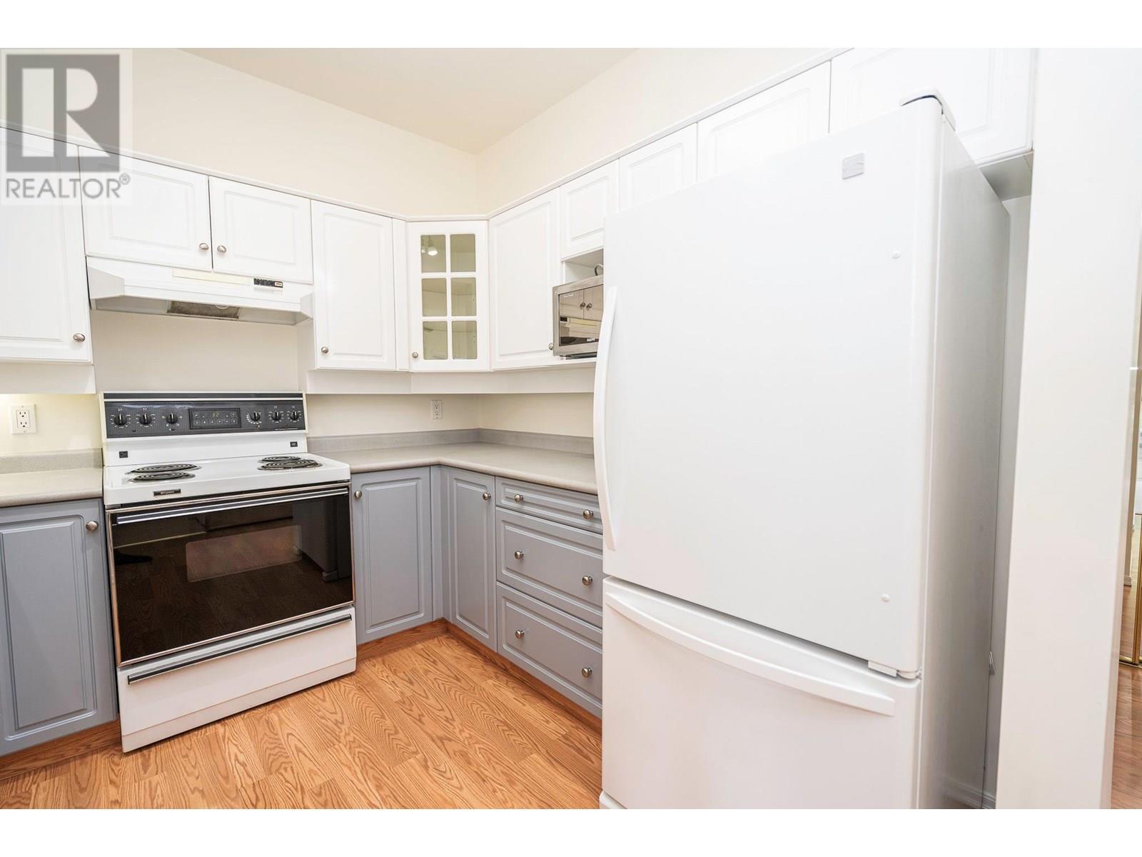 Photo 3 of 877 Klo Road Unit 210, Kelowna BC
