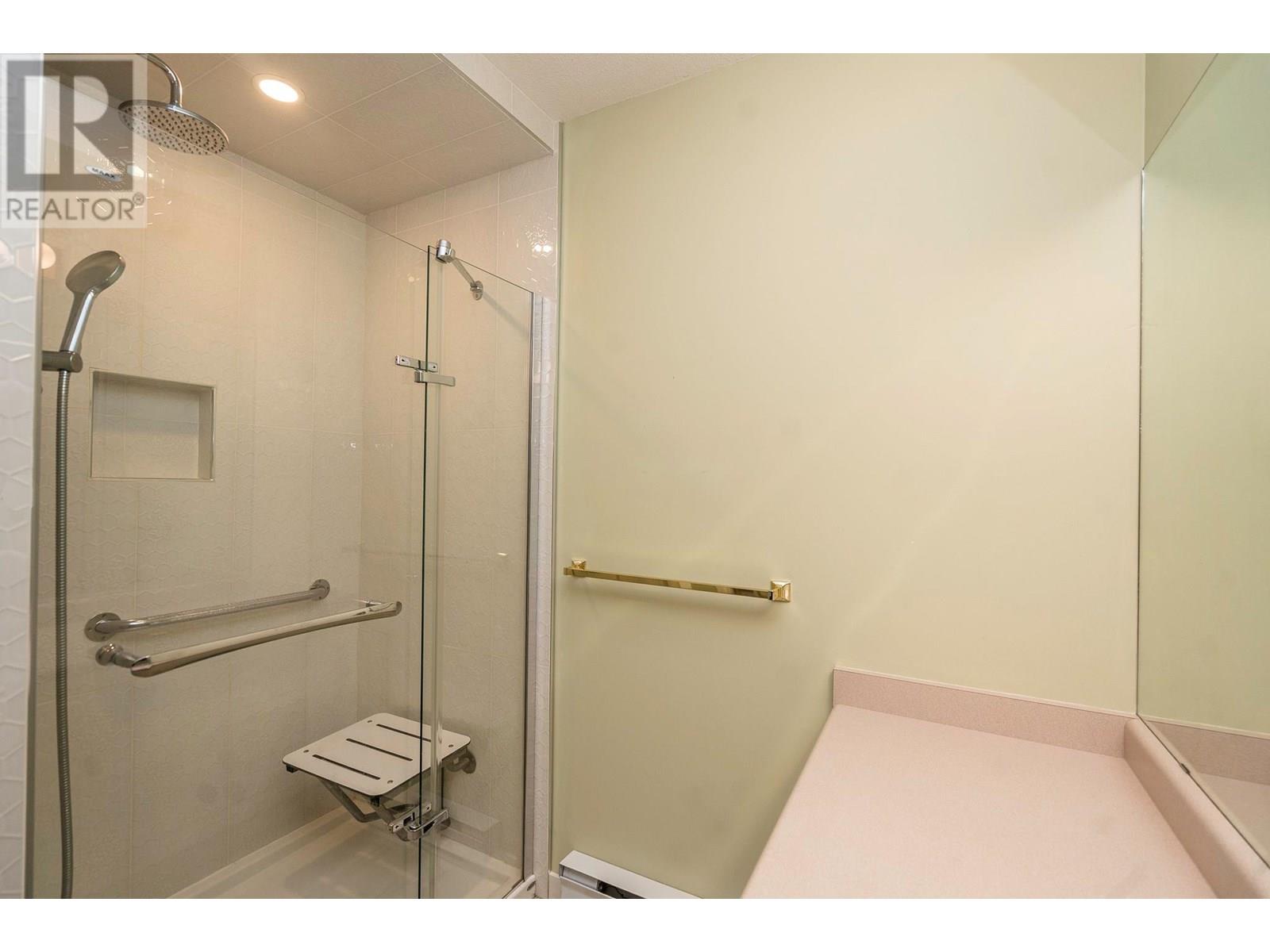 Photo 17 of 877 Klo Road Unit 210, Kelowna BC