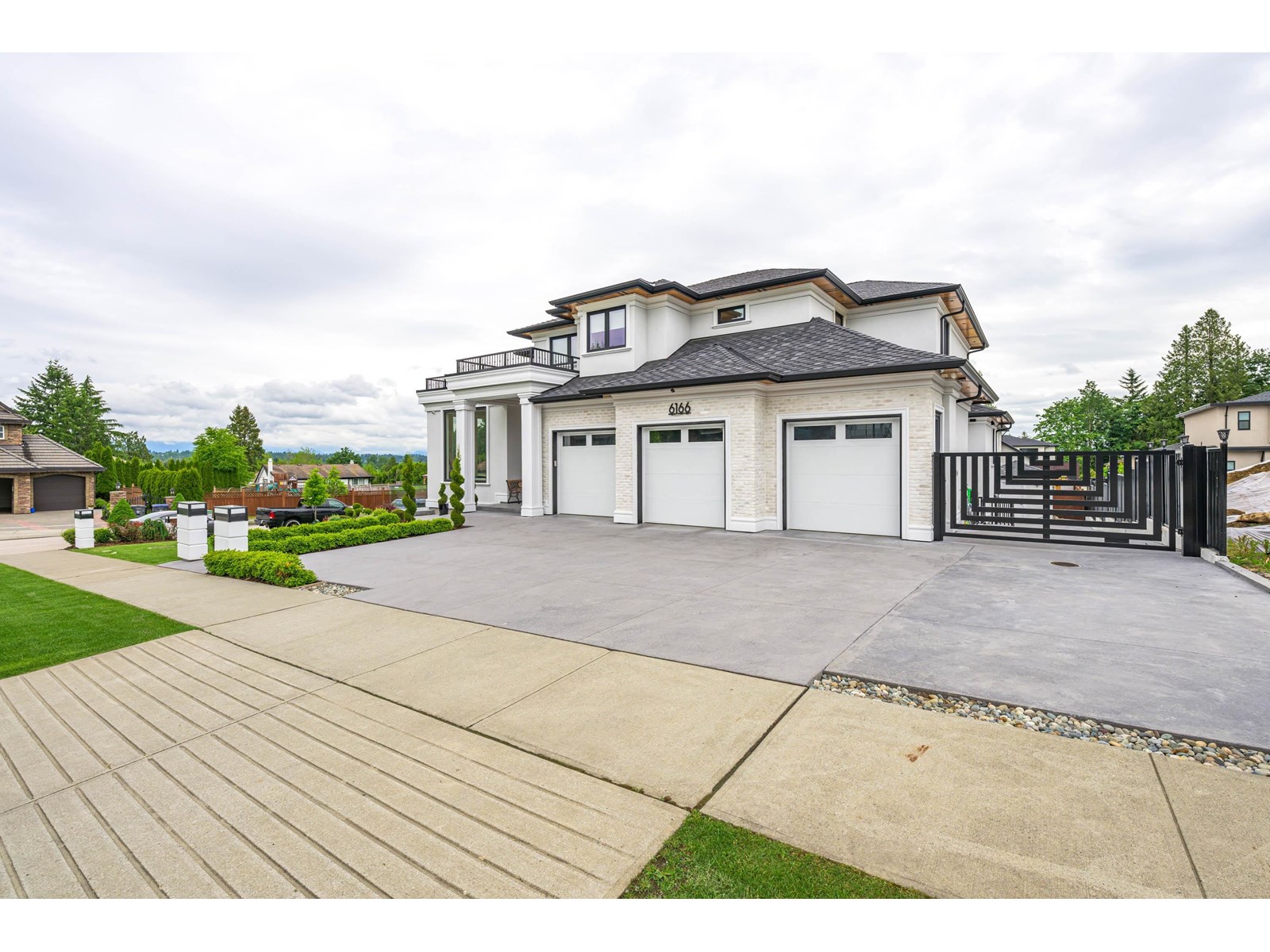 Photo 18 of 6166 152 A Street, Surrey BC