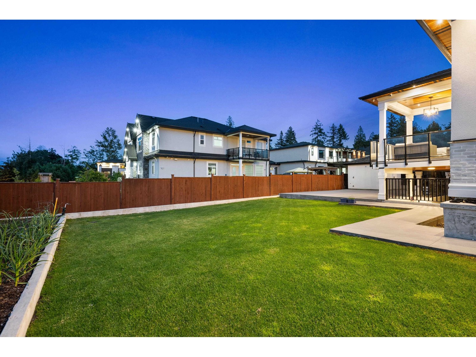 Photo 7 of 6166 152 A Street, Surrey BC