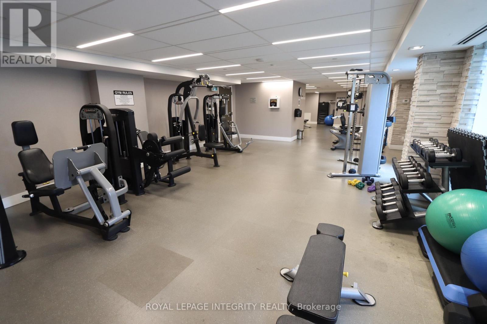 Photo 16 of 318 411 Mackay Street, Ottawa ON