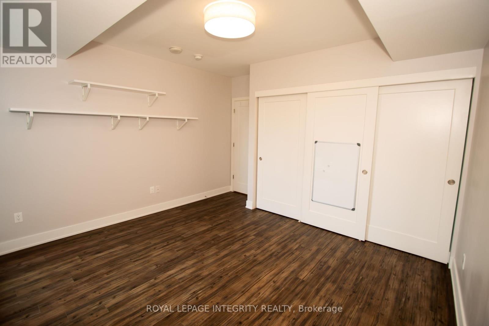 Photo 8 of 318 411 Mackay Street, Ottawa ON