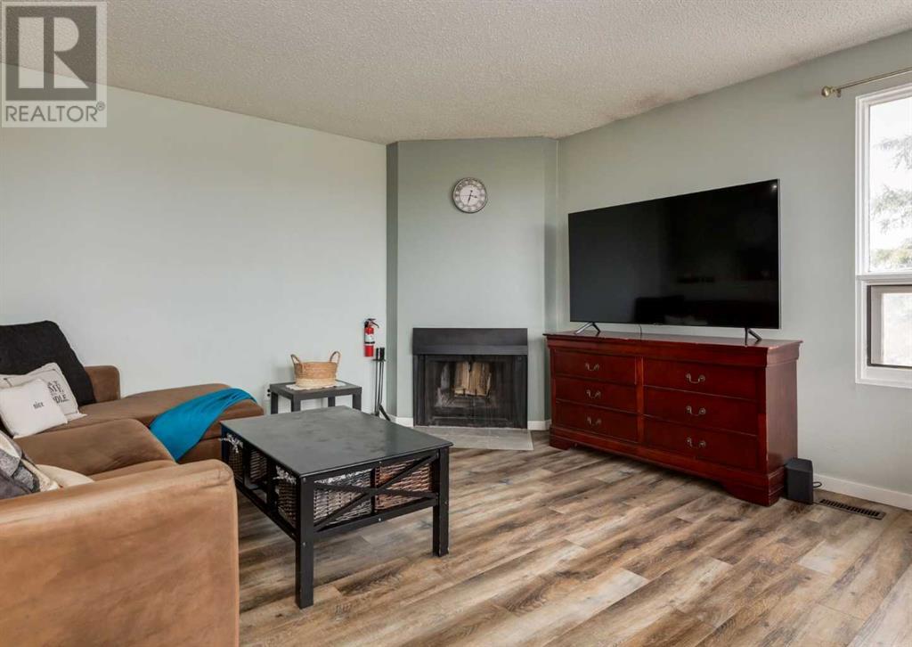 Single Family House for Sale in   Blackthorn Road NE Thorncliffe Calgary 