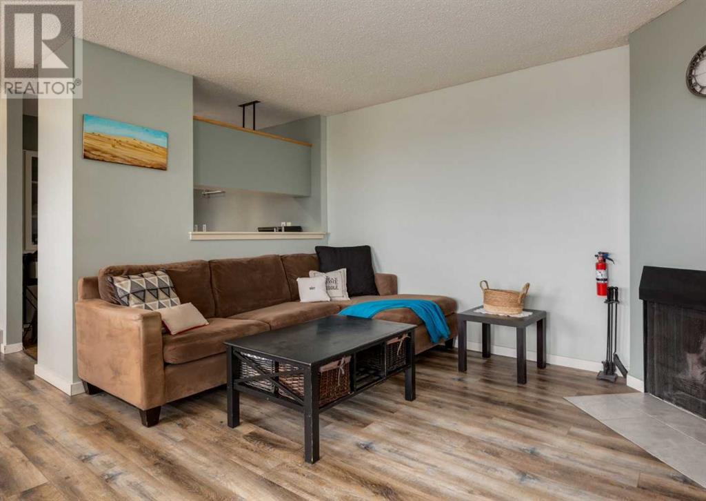 Single Family House for Sale in   Blackthorn Road NE Thorncliffe Calgary 