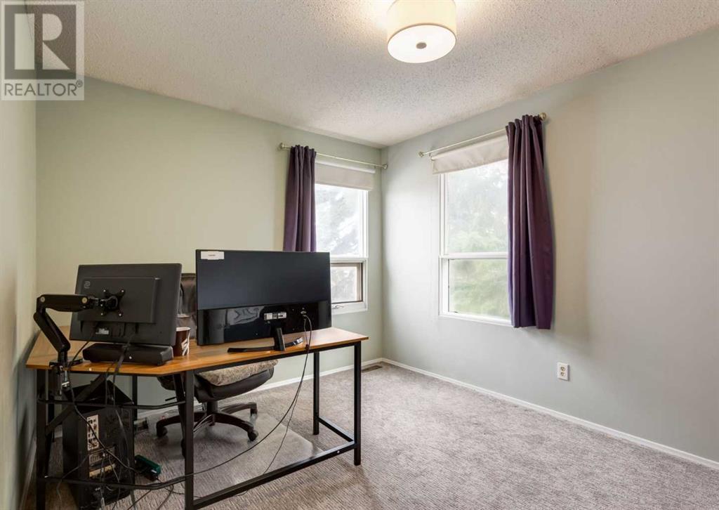 Single Family House for Sale in   Blackthorn Road NE Thorncliffe Calgary 