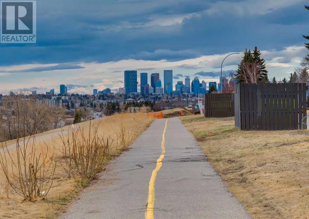 Single Family House for Sale in   Blackthorn Road NE Thorncliffe Calgary 