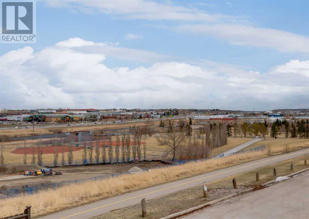 Single Family House for Sale in   Blackthorn Road NE Thorncliffe Calgary 
