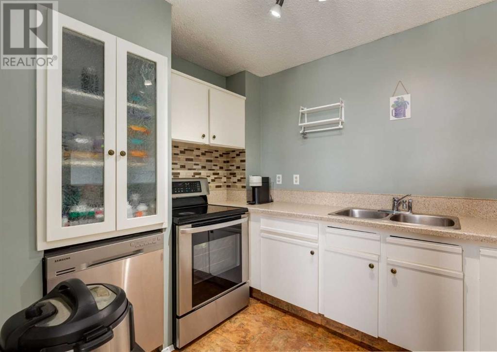 Single Family House for Sale in   Blackthorn Road NE Thorncliffe Calgary 