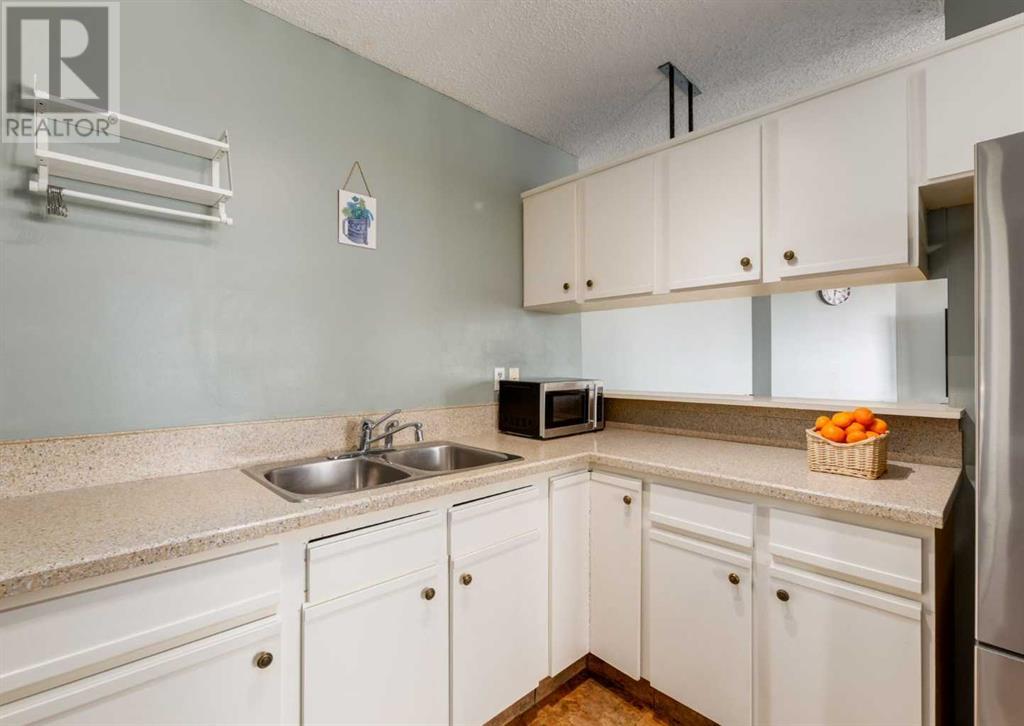 Single Family House for Sale in   Blackthorn Road NE Thorncliffe Calgary 