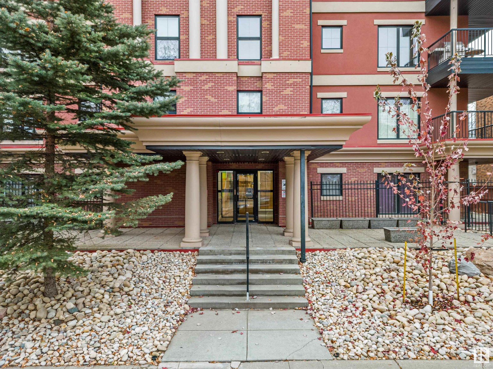Photo 36 of 103 10232 115 St Nw, Edmonton AB