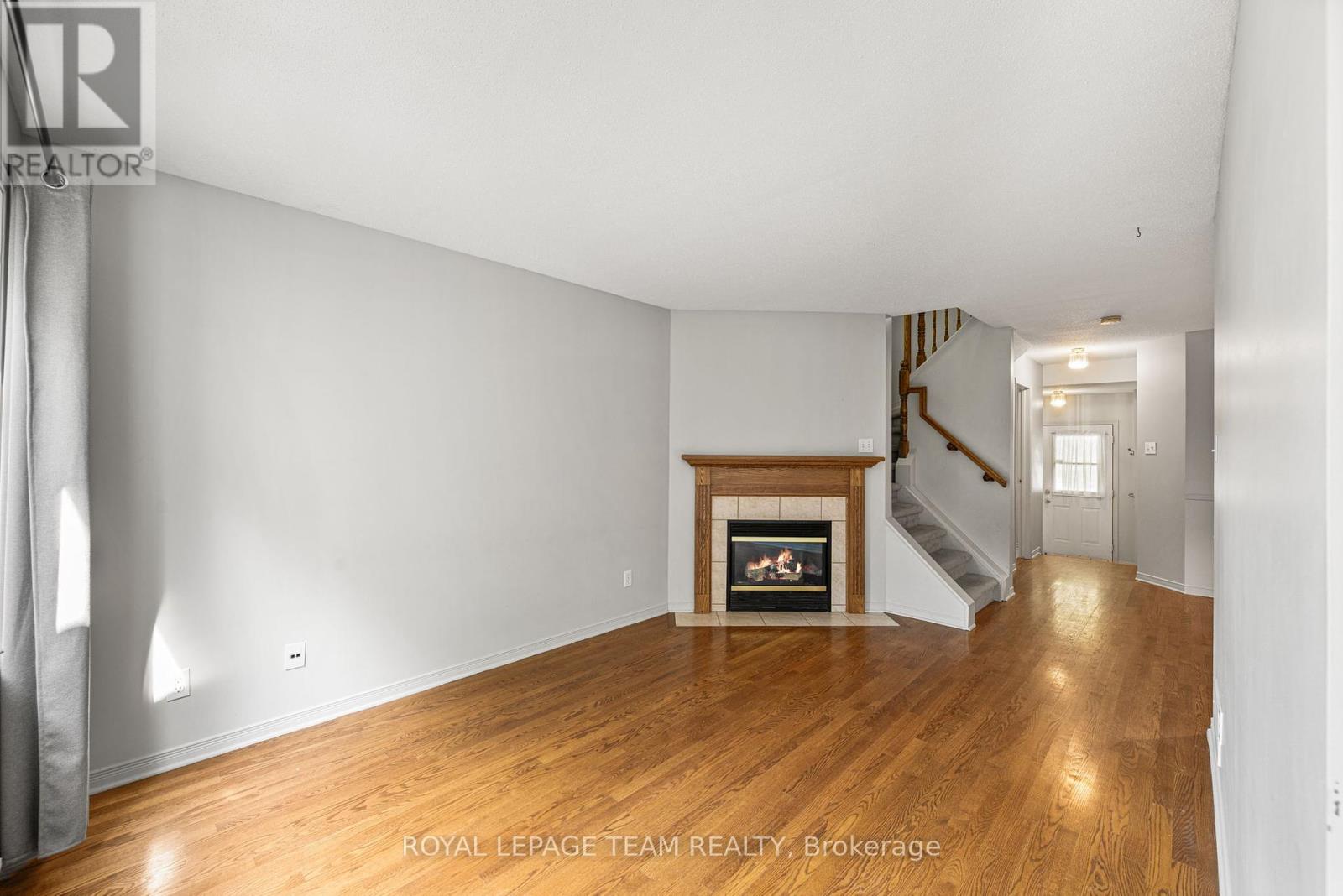 Photo 14 of 156 Claridge Drive, Ottawa ON