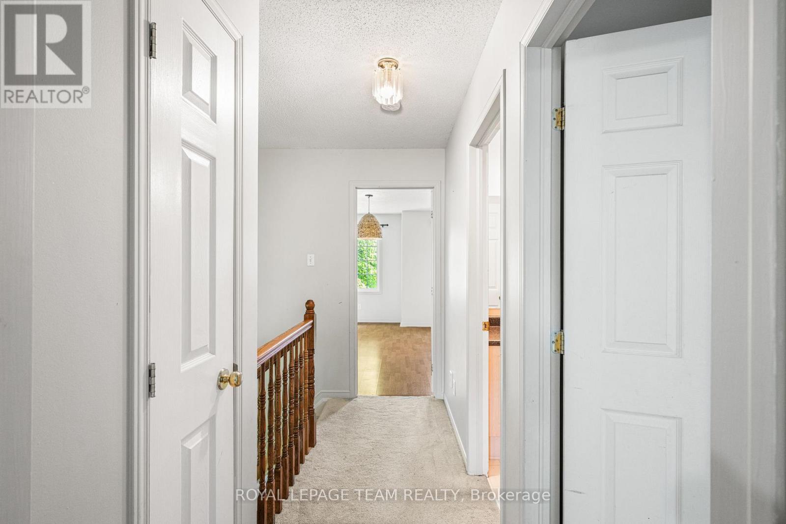 Photo 18 of 156 Claridge Drive, Ottawa ON