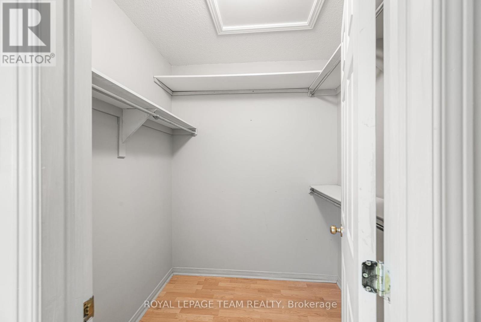 Photo 24 of 156 Claridge Drive, Ottawa ON