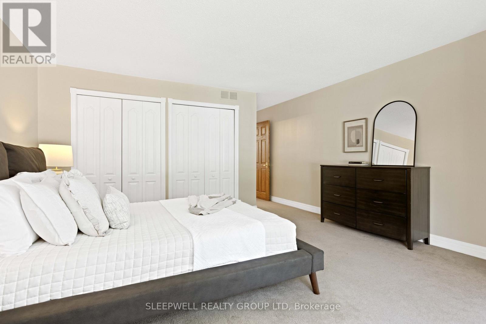 Photo 13 of 55 Waterford Drive, Ottawa ON