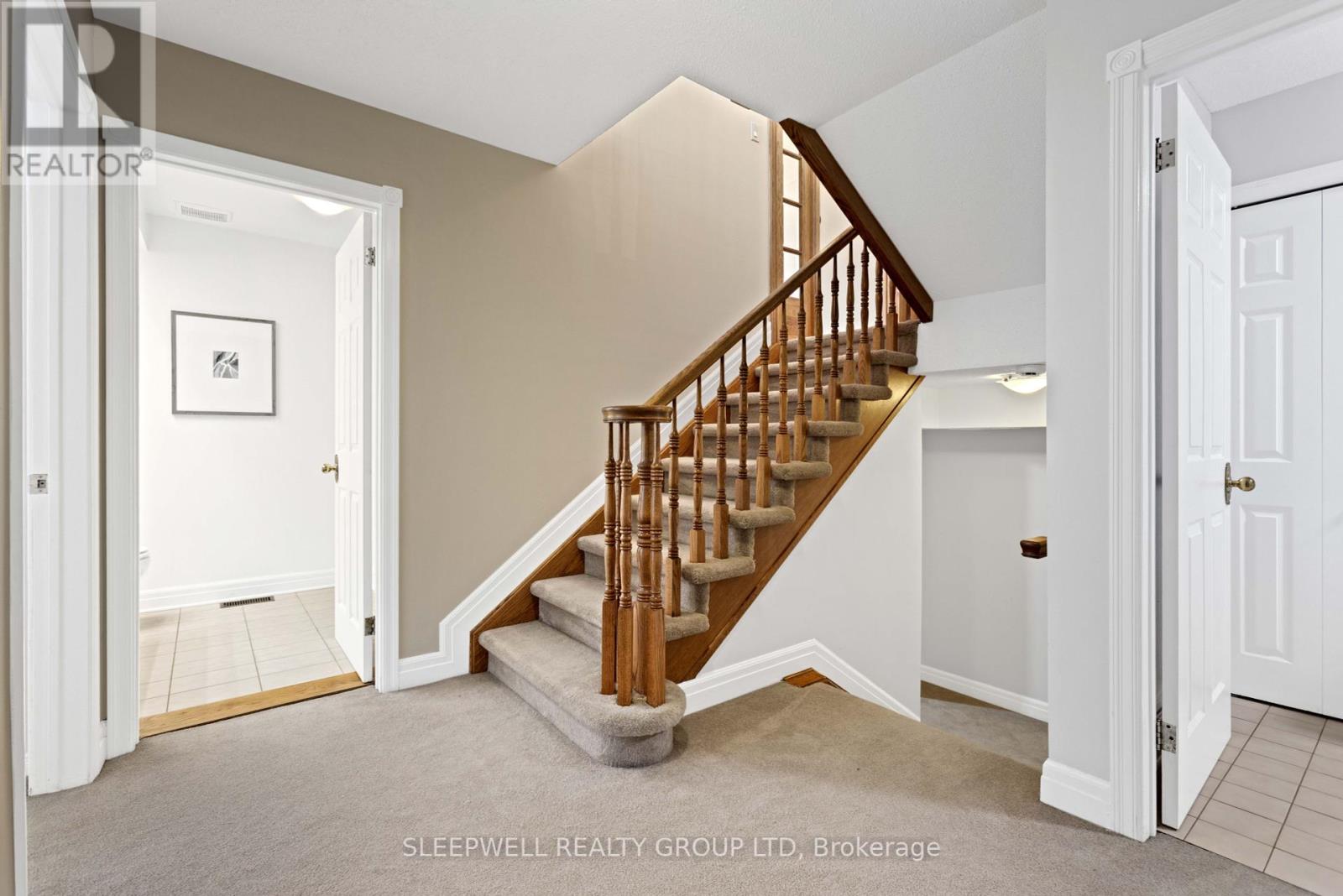 Photo 17 of 55 Waterford Drive, Ottawa ON