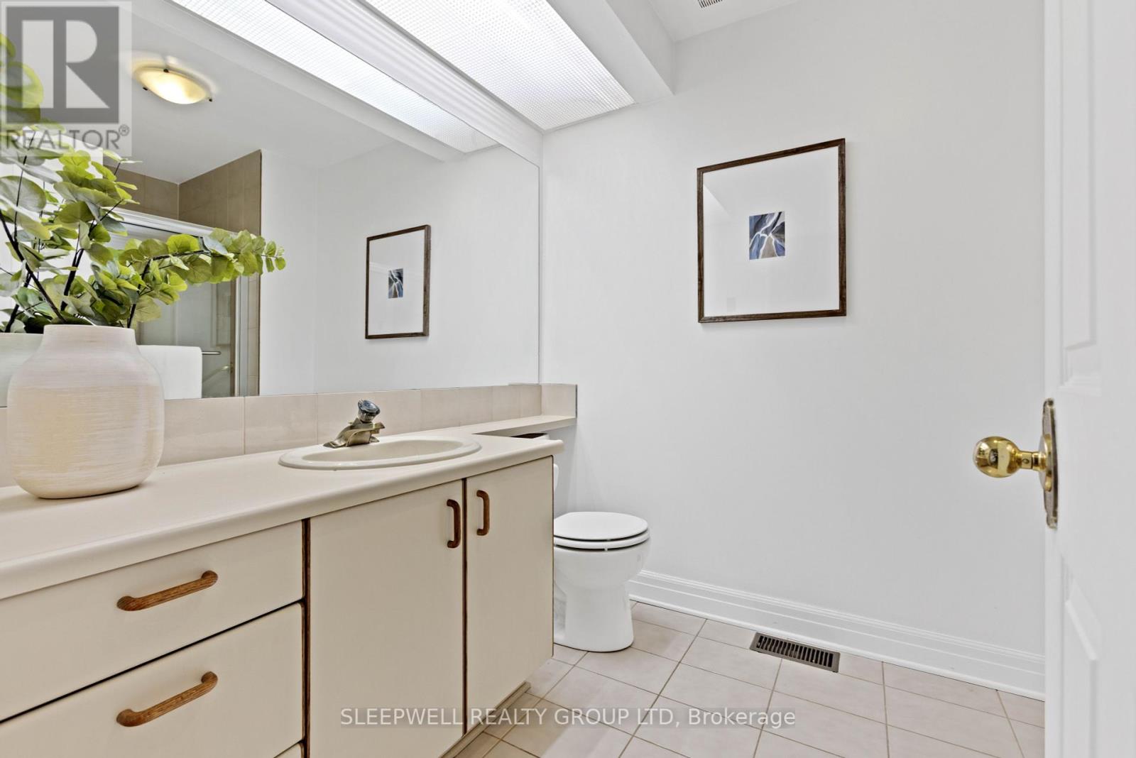 Photo 41 of 55 Waterford Drive, Ottawa ON