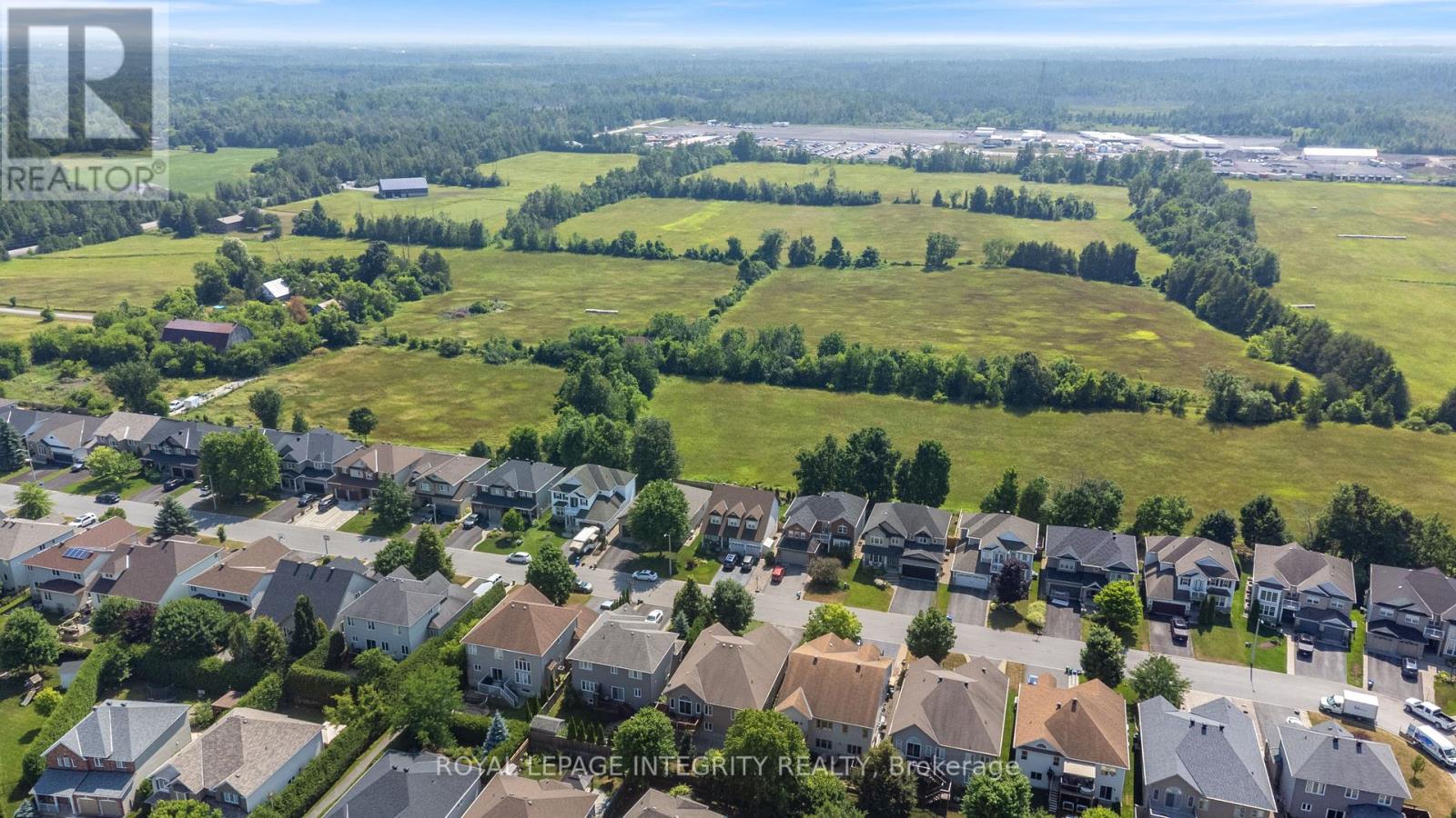 Photo 31 of 449 Landswood Way, Ottawa ON