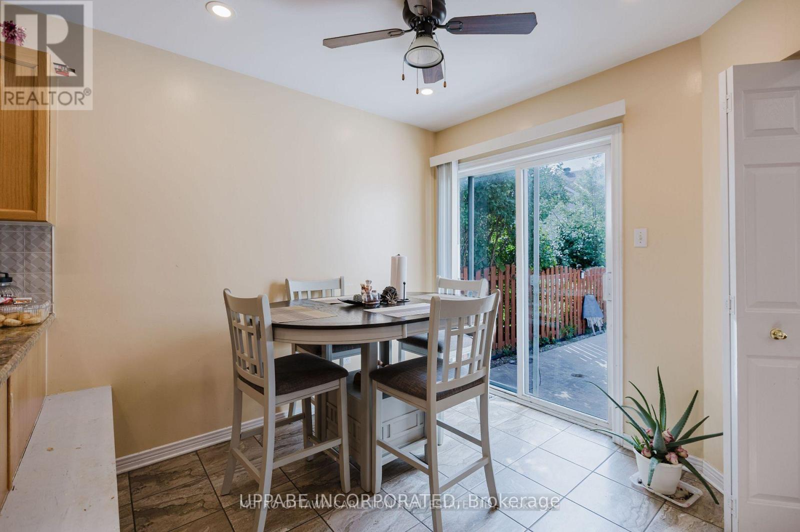 Photo 33 of 28 Armagh Way, Ottawa ON