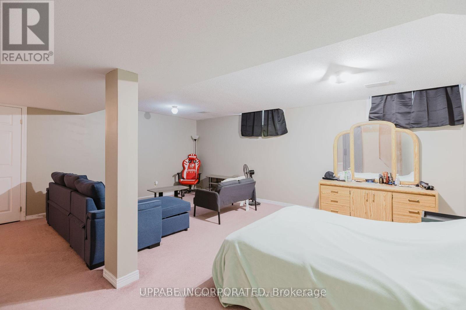 Photo 20 of 28 Armagh Way, Ottawa ON