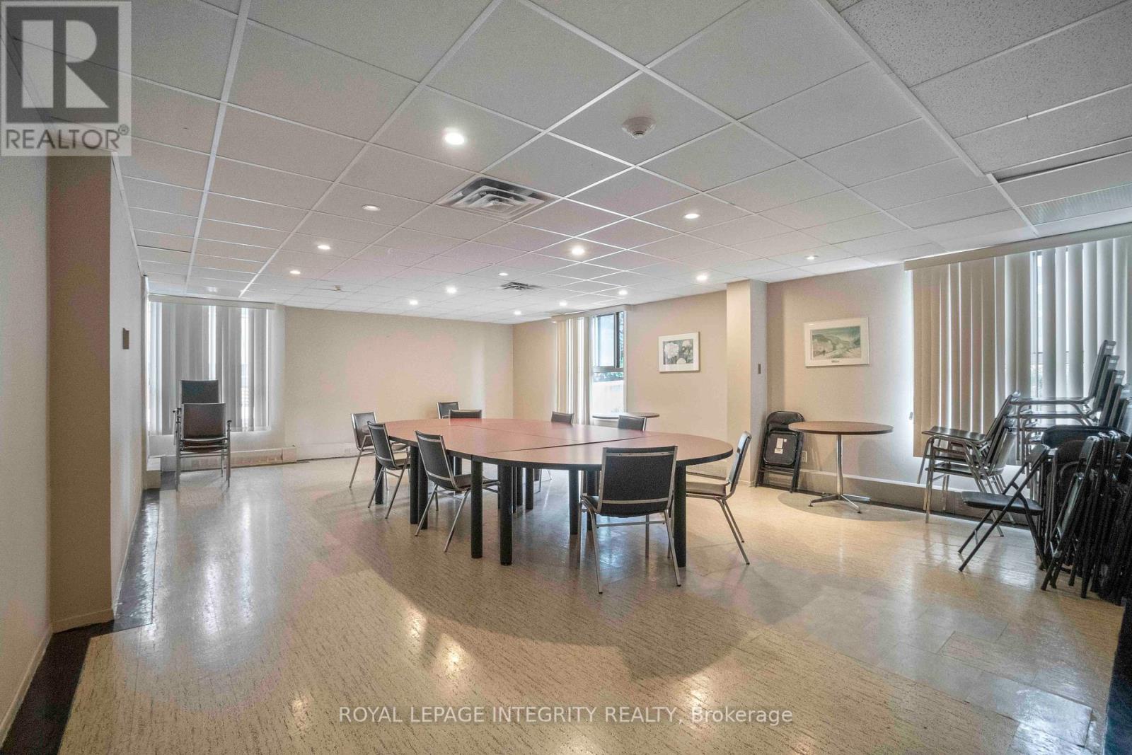 Photo 16 of 1003 1785 Frobisher Lane, Ottawa ON