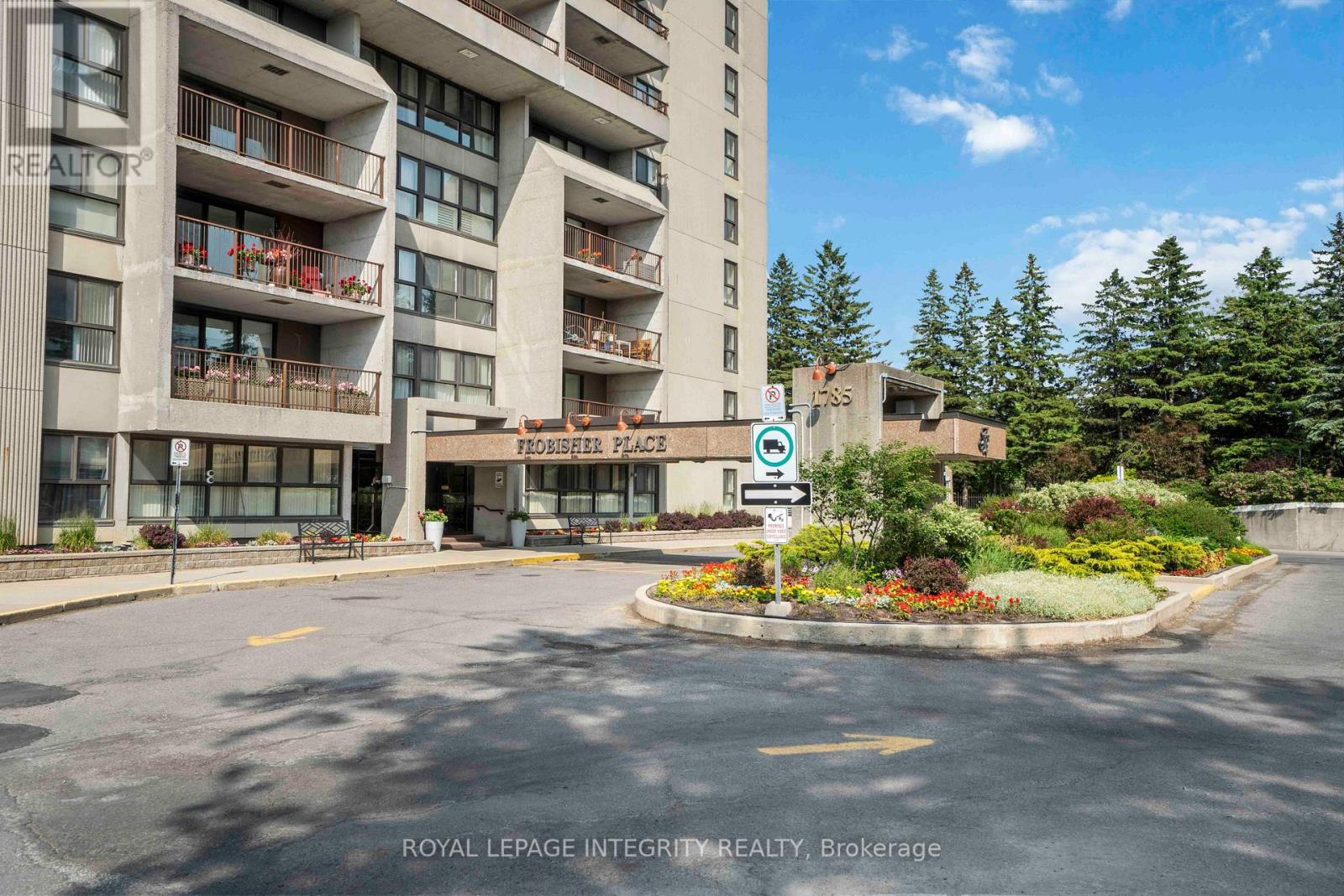 Photo 21 of 1003 1785 Frobisher Lane, Ottawa ON