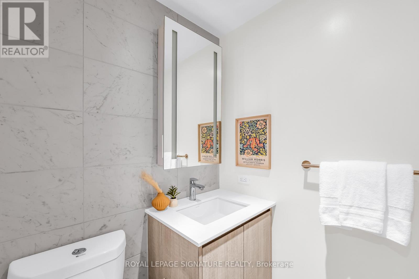 Photo 19 of 517 118 Merchants Wharf, Toronto ON