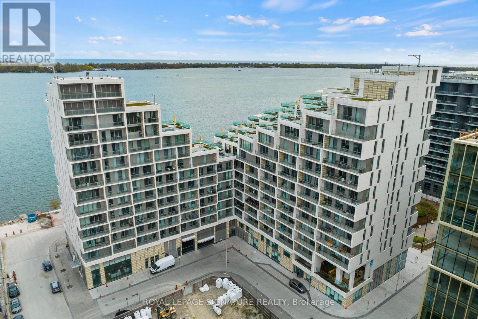 Photo 39 of 517 118 Merchants Wharf, Toronto ON