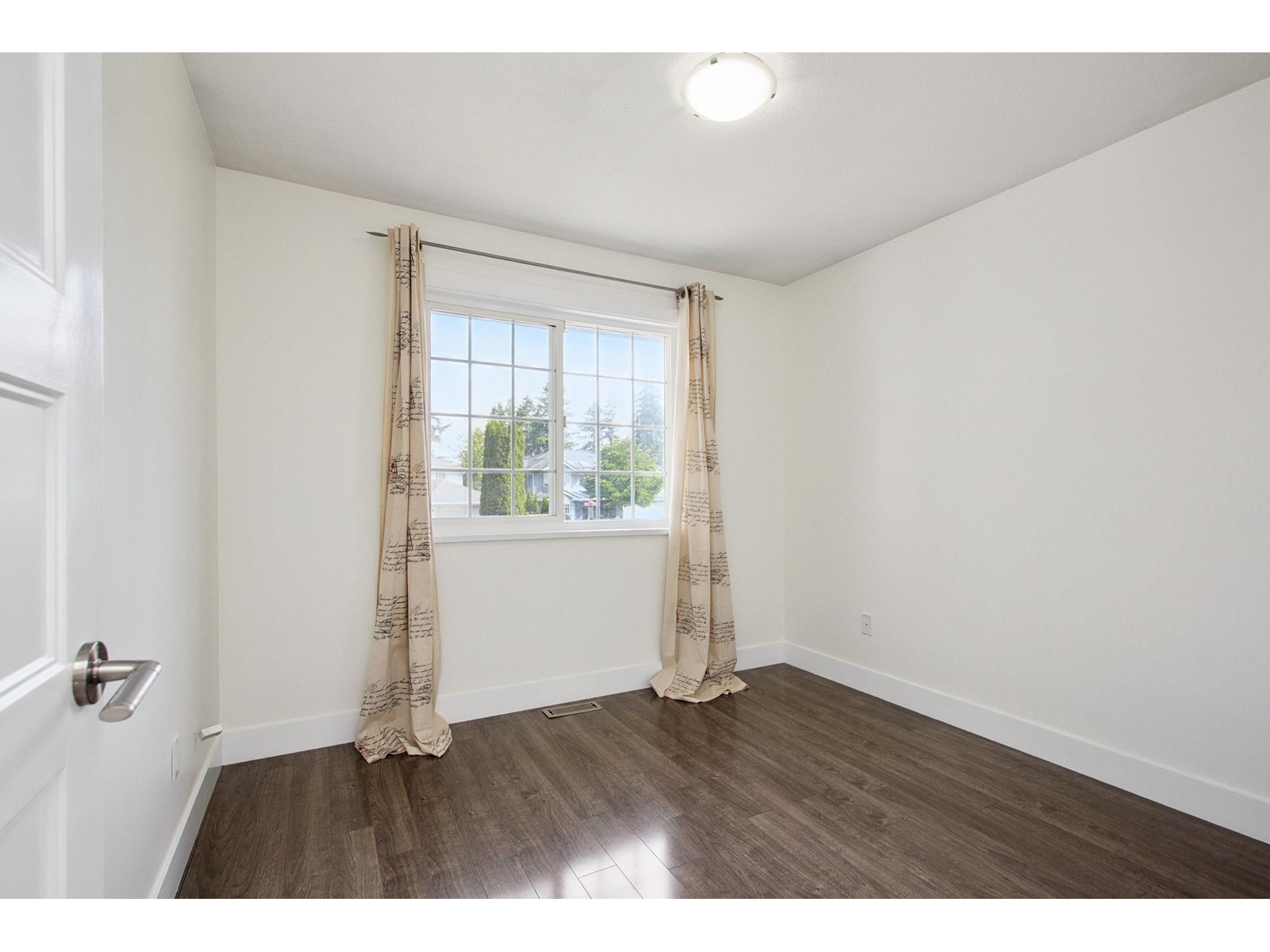 Photo 17 of 11790 98 Avenue, Surrey BC